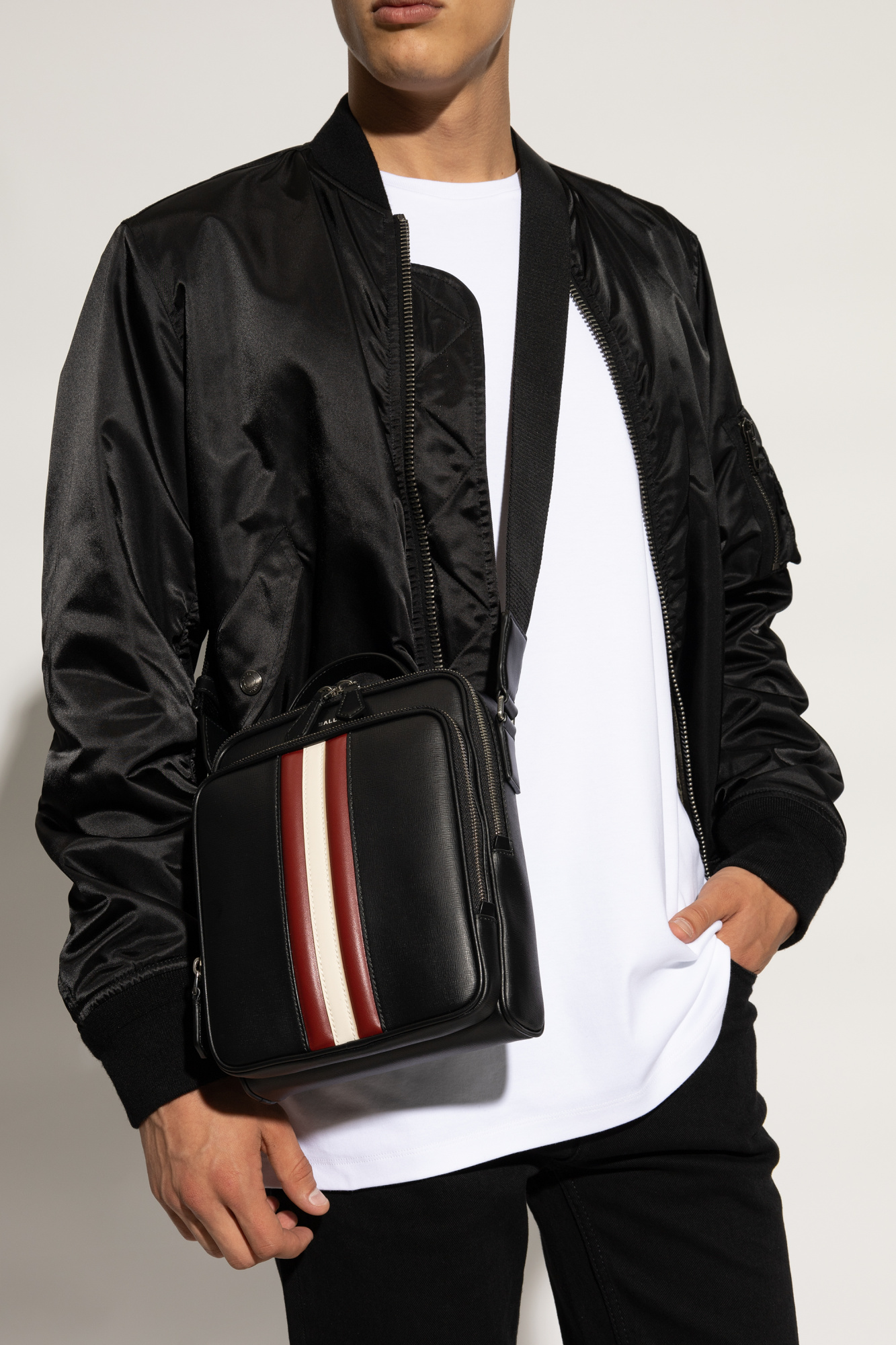 会員様限定 お買い得商品 Bally Bag Shoulder Black - AS Vitkac バッグ